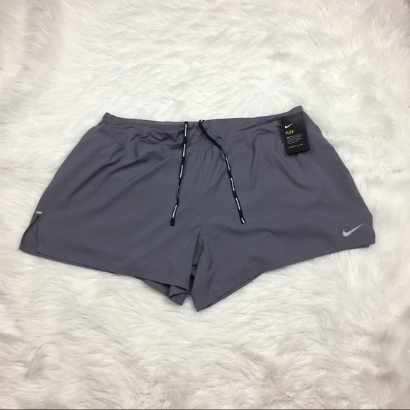 Nike Pants - ⭐️Nike Flex Woman's Size 2X Running Shorts Grey